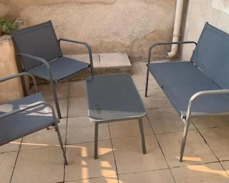 Logement Sur Pte Cour, Rez De Chaussee, Wifi, Clim Vedène Exterior foto