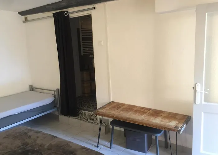 Appartement sur cour, rez de chaussée