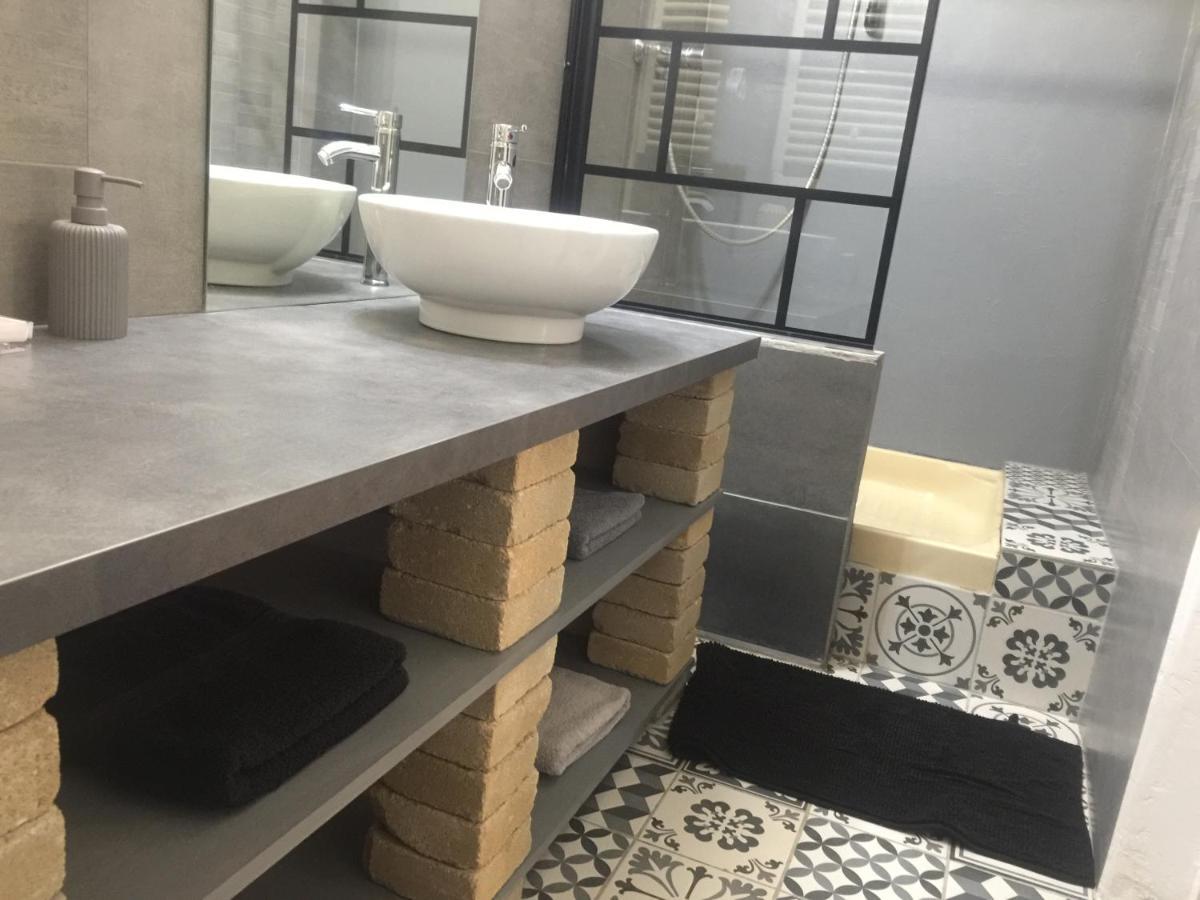 Sur Pte Cour, Rez De Chaussee, Wifi, Clim Apartment *