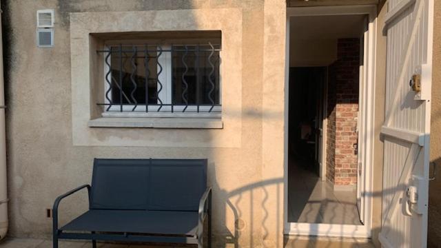 Sur Cour, Rez De Chaussée Appartamento Vedène