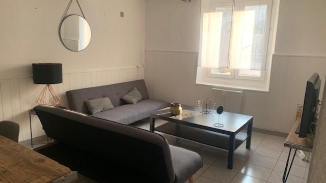 Sur Pte Cour, Rez De Chaussee, Wifi, Clim Apartment Vedène