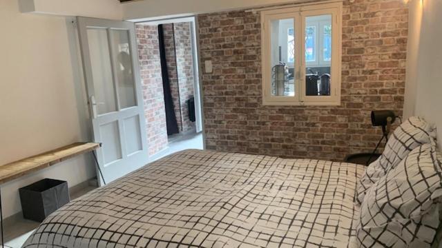 Apartment Sur Pte Cour, Rez De Chaussee, Wifi, Clim *